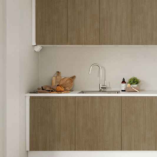 貼ってはがせる シール壁紙 「Hatte me! (ハッテミー)」 リメイクシート ウッド 柾目 (65cm×1mサイズ) MMAY-03 / アッシュイエロー/Medium