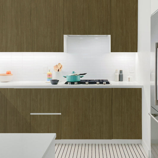 貼ってはがせる シール壁紙 「Hatte me! (ハッテミー)」 リメイクシート ウッド 柾目 (65cm×2.6mサイズ) MMHB-04 / ハニーブラウン/Dark