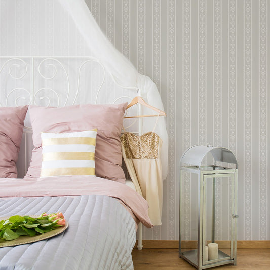 はがせる壁紙 のりなしタイプ Mon Sucrier メルヘンパターン クラシックストライプ (49cm×2.5mサイズ) NMS-CS01 ヘンゼル