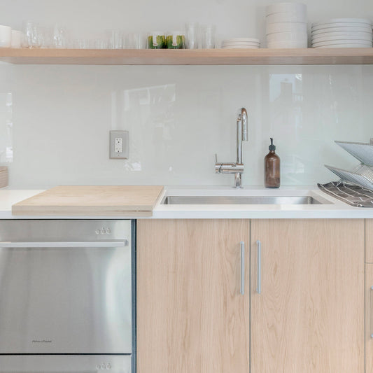 貼ってはがせる シール壁紙 「Hatte me! (ハッテミー)」 リメイクシート ウッド 板目 (65cm×1mサイズ) TMCB-01 / チェリーブラウン/Light