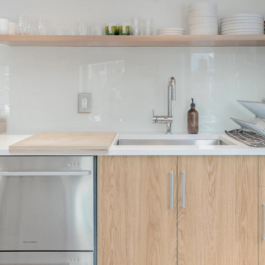 貼ってはがせる シール壁紙 「Hatte me! (ハッテミー)」 リメイクシート ウッド 板目 (65cm×2.6mサイズ) TMCB-02 / チェリーブラウン/Soft