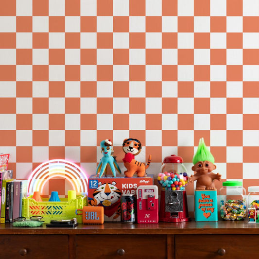 はがせる壁紙 のりなしタイプ What's poppin? チェッカー M (49cm×2.5mサイズ) バーミリオン