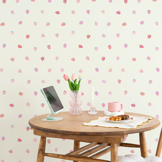 貼りやすいフリース壁紙 のりなしタイプ What's poppin? ストロベリードロップ ミックスベリー / グリーン