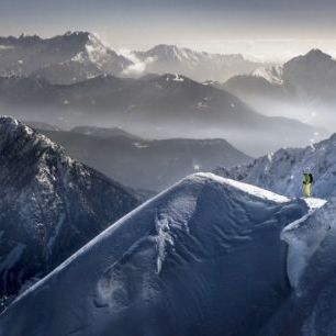 輸入壁紙 カスタム壁紙 PHOTOWALL / Skier on Mountain Top (e22481)