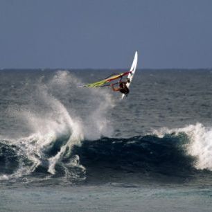輸入壁紙 カスタム壁紙 PHOTOWALL / Windsurfer at Hookipa Beach Park (e23252)