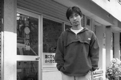 【創業25周年記念】3坪から始まった壁紙屋物語（2000-2025社史）