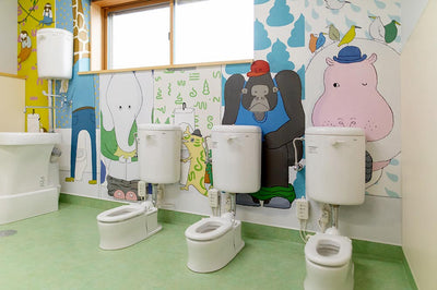 【壁紙と私】「うんち柄の壁紙」で子どものトイレが楽しくなった♪｜もくもく保育園 篇