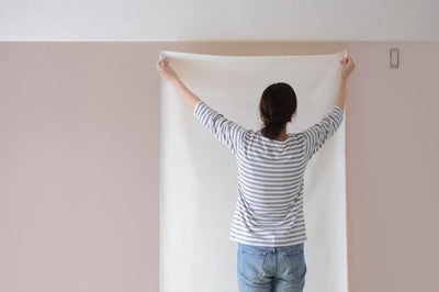 壁紙を貼る前に！下地処理の方法　ペンキ（塗装）壁の場合