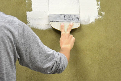 壁紙を貼る前に！下地処理の方法　砂壁・じゅらく壁の場合