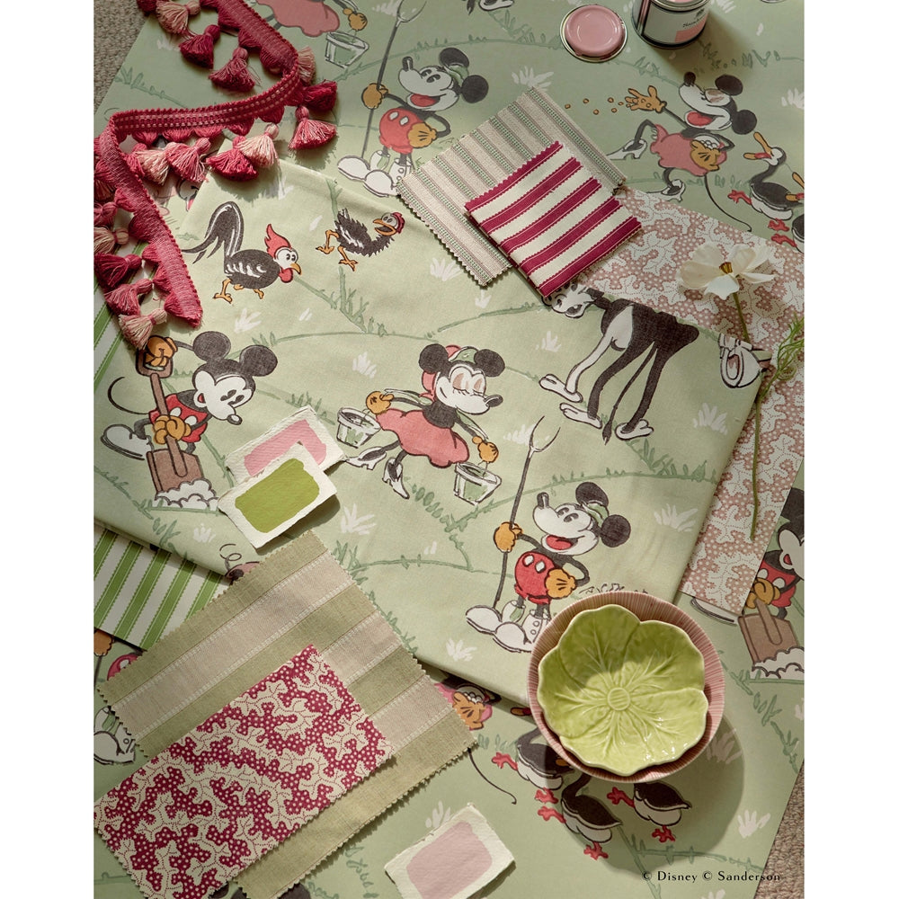 はがせる壁紙 Disney HOME x Sanderson / MICKEY AT THE FARM / MACARON GREEN / 217266