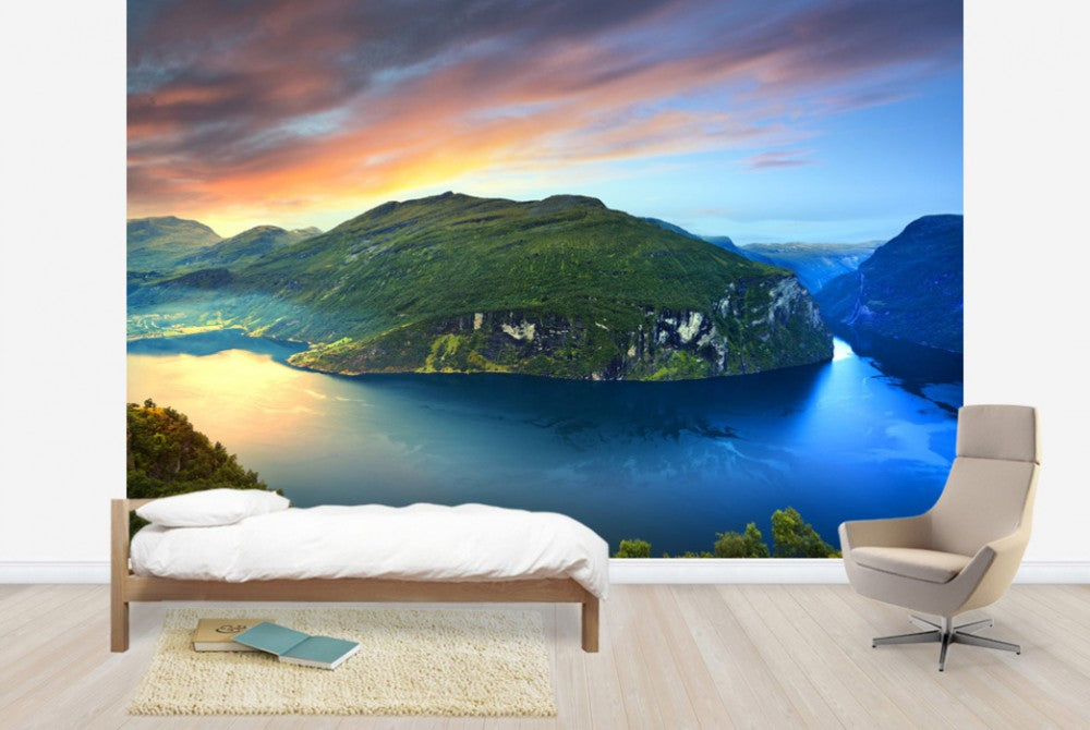 輸入壁紙 カスタム壁紙 PHOTOWALL / Magical Light over Geirangerfjord, Norway (e29922)