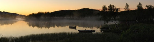 輸入壁紙 カスタム壁紙 PHOTOWALL / Old Cabin by the Lake, Senja Norway (e29941)