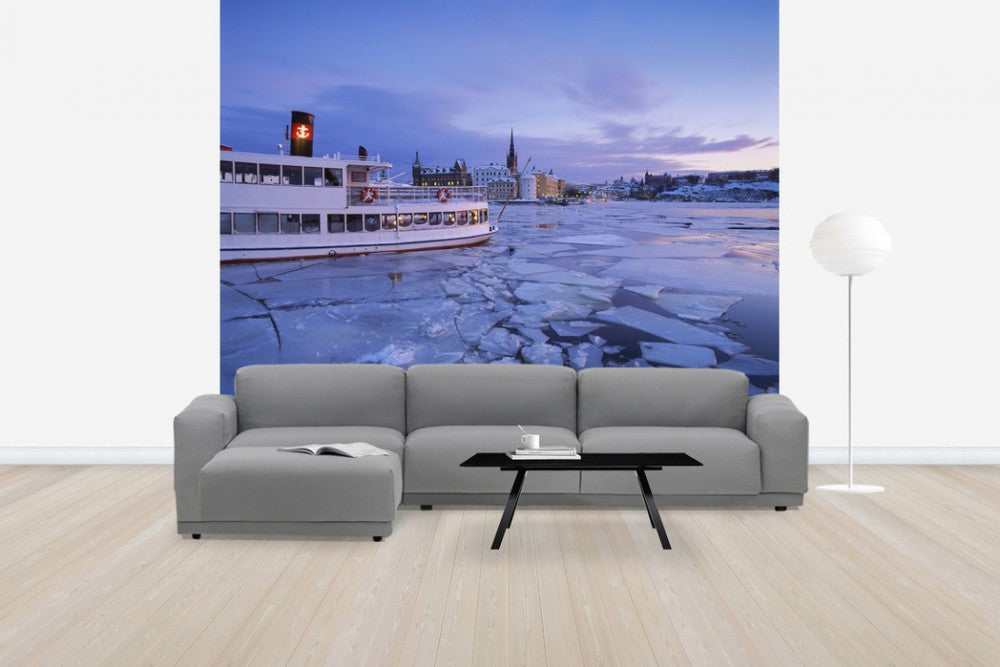 輸入壁紙 カスタム壁紙 PHOTOWALL / Archipelago Boat in Ice Covered Riddarholmen (e40450)