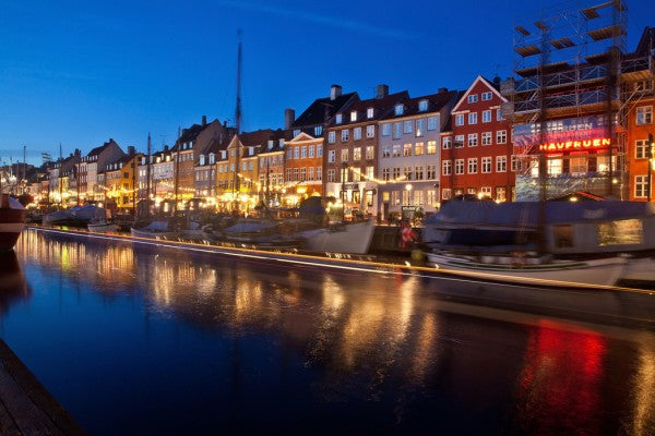 輸入壁紙 カスタム壁紙 PHOTOWALL / Night in Nyhavn, Copenhagen (e40931)