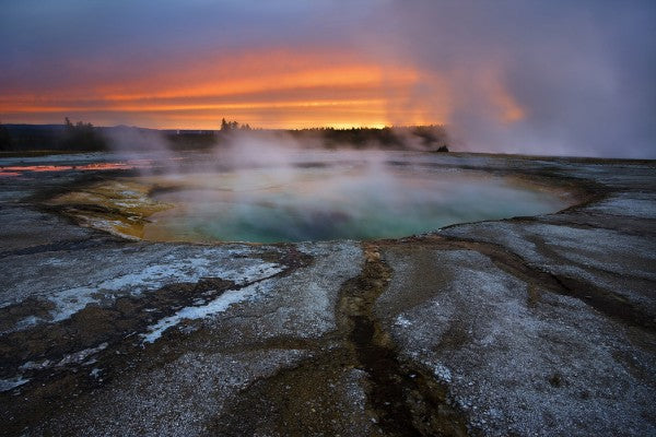 輸入壁紙 カスタム壁紙 PHOTOWALL / Turquoise Hotsprings at Sunset, Yellowstone National Park (e31139)