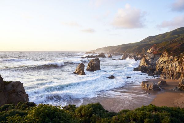 輸入壁紙 カスタム壁紙 PHOTOWALL / Waves Coming in at Big Sur (e320652)