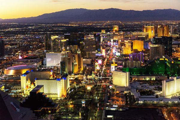 輸入壁紙 カスタム壁紙 PHOTOWALL / Las Vegas Skyline at Dusk (e334272)