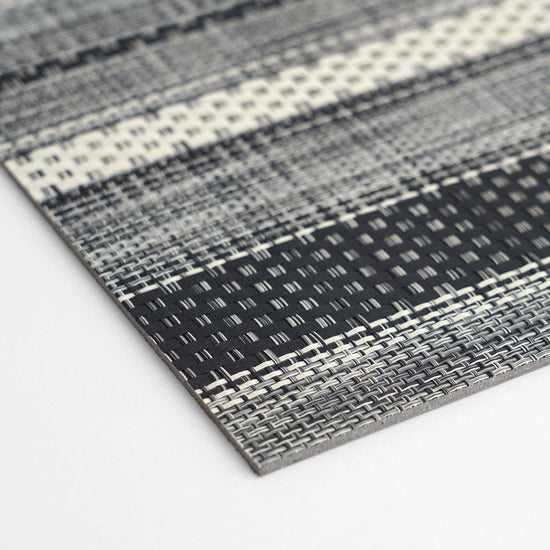 フロアタイルの質感