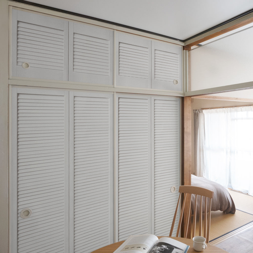 ふすまリメイクシート 消臭シールタイプ 天袋サイズ Louver ホワイト (約60cm×94cm)