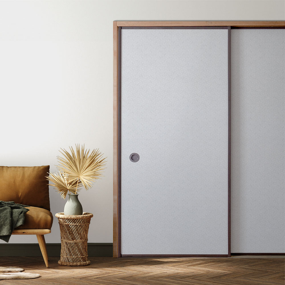 ふすまリメイクシート 拭けるシールタイプ 和柄 紗綾形 灰白 (約185cm×100cm)