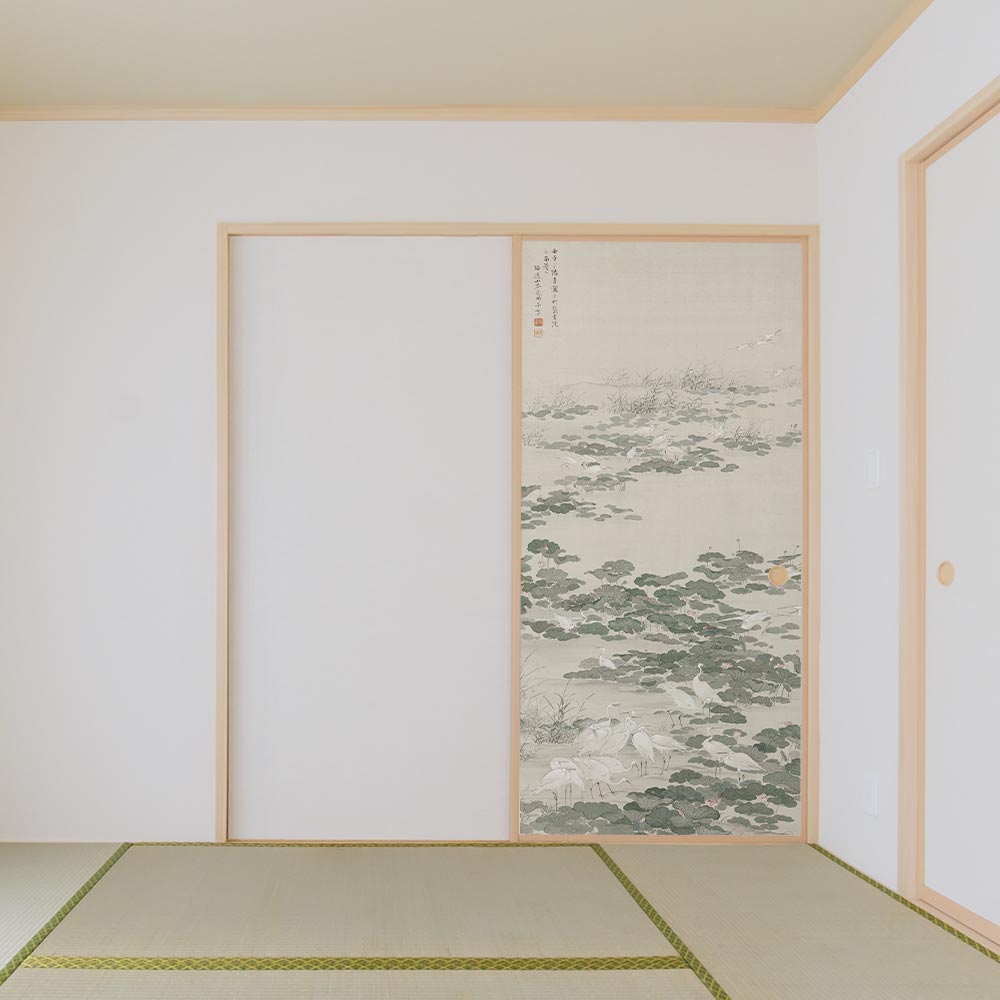 ふすまリメイクシート 拭けるシールタイプ 山本梅逸 蓮池の白鷺 (約185cm×100cm)