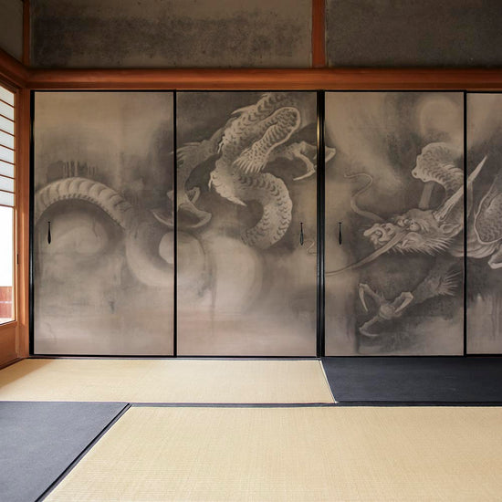 ふすまリメイクシート ふすま紙のりなしタイプ つながる4柄 曽我直庵 龍虎図屏風 龍 A (約185cm×94cm)