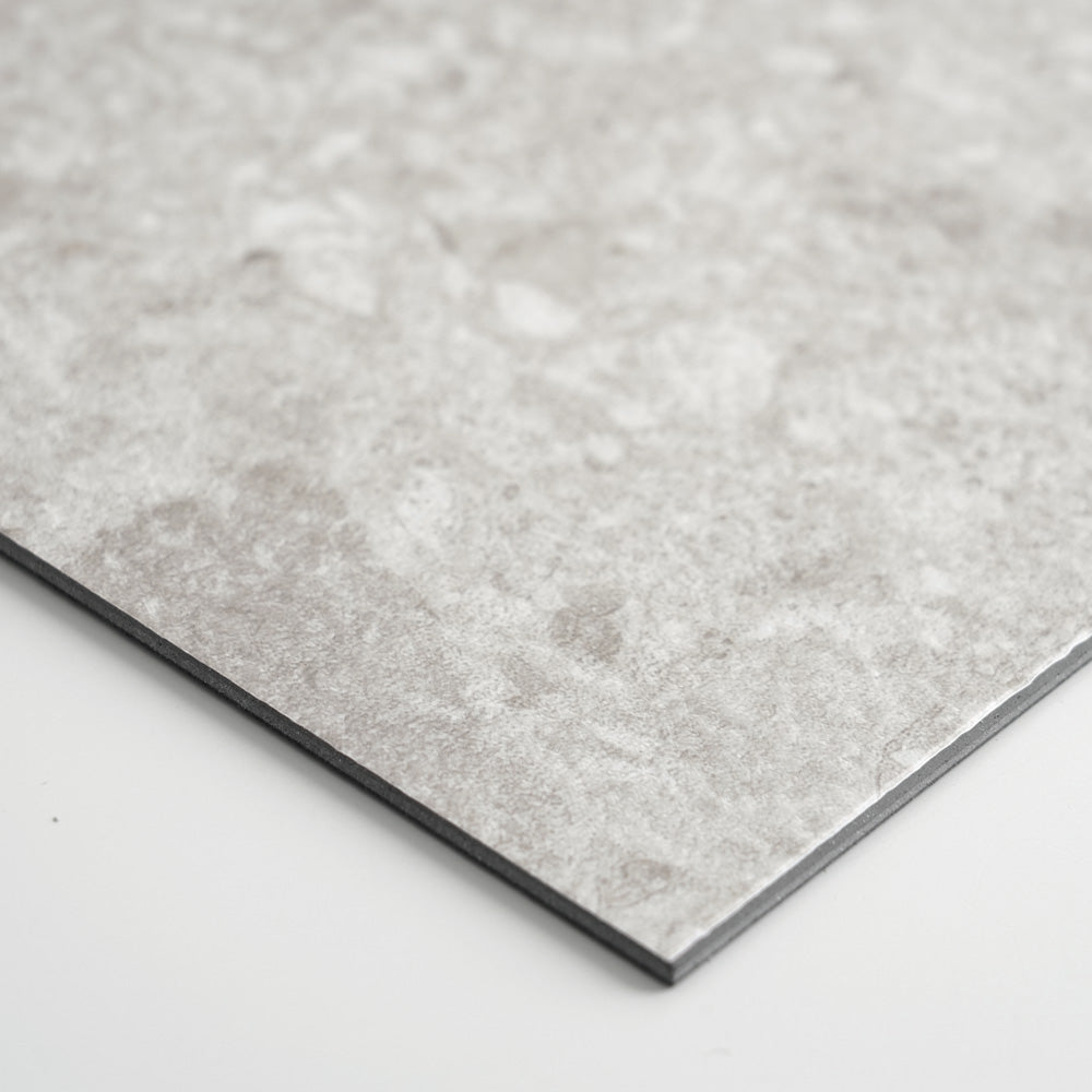 フロアタイルの質感