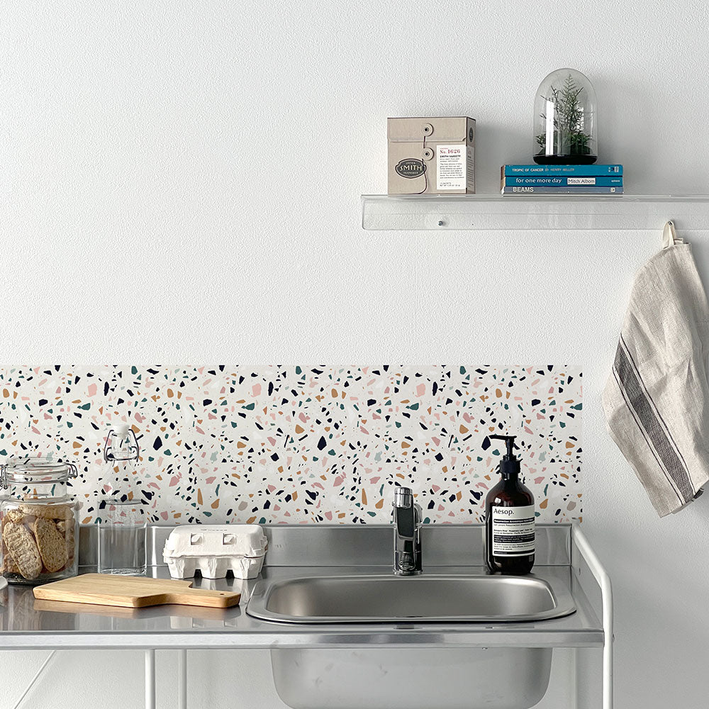 水はね防止シート テラゾ ピンクミックス MBS-PO09（25cm×1.3m）貼ってはがせる　Hatte me! (ハッテミー)　横長サイズ