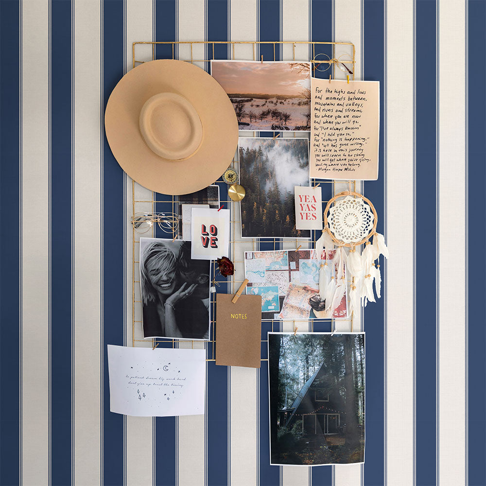 はがせる壁紙 のりなしタイプ アイビーストライプB (49cm×2.5mサイズ) NKH-ASB02 マリンブルー