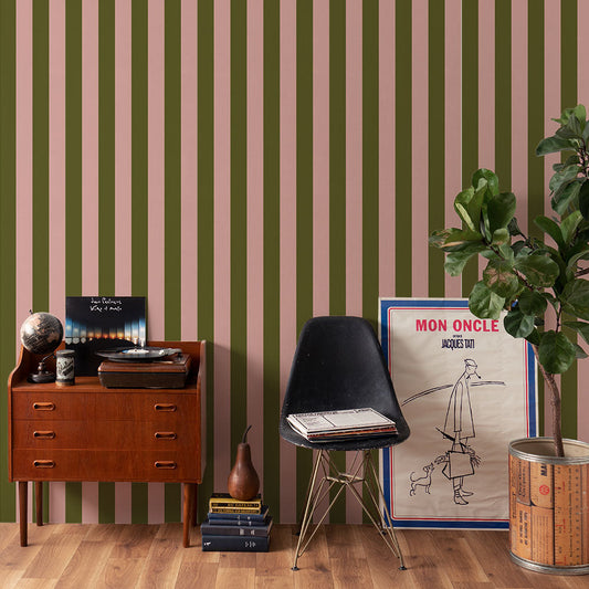 はがせる壁紙 のりなしタイプ ロンドンストライプW4 (49cm×2.5mサイズ) NKH-LS408 モスグリーン×ピンク