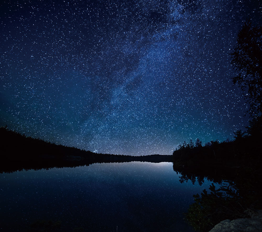 はがせるミューラル壁紙 のりなし Lake at night NSO-G00033