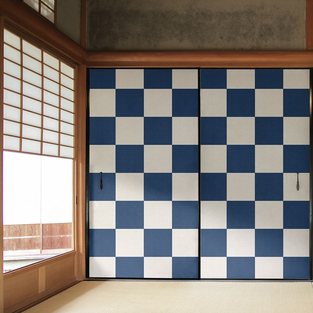 ふすまリメイクシート 消臭シールタイプ WAGARA 市松 紺×白 (約185cm×94cm) SSFC-WF-09