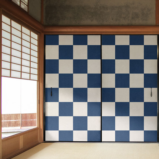 ふすまリメイクシート 消臭シールタイプ WAGARA 市松 紺×白 (約185cm×94cm) SSFC-WF-09