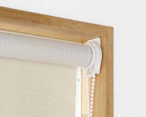 ロールスクリーン 巻き取り方向 標準