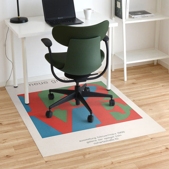 拭けるチェアマット 「Sheete me ! (シーテミー)」 110cm×150cm Love. Neue graphik