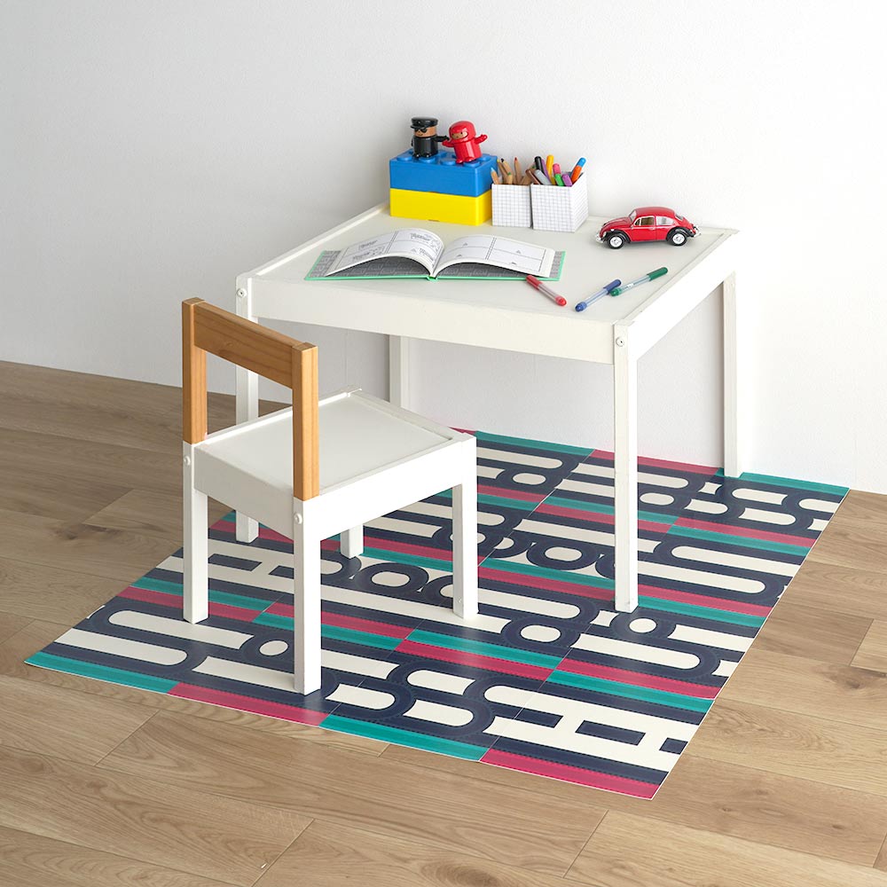 貼ってはがせる クッションフロアタイル WALL-RAIL SHUPON シュポン（ネイビー） Sサイズ 施工画像