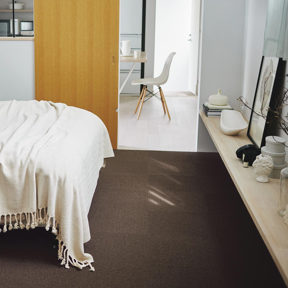 洗えるタイルカーペット 東リ ファブリックフロア アタック350NE リップルパレットネオ 【1枚単位で販売】 AK3573 つち 吸着タイプ 床暖房対応 遮音