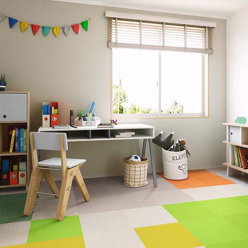 洗えるタイルカーペット サンゲツ  STYLE KIT+ LOOP 【1ケース(10枚入)単位で販売】 KIT-1612 きりん 吸着タイプ 床暖房対応