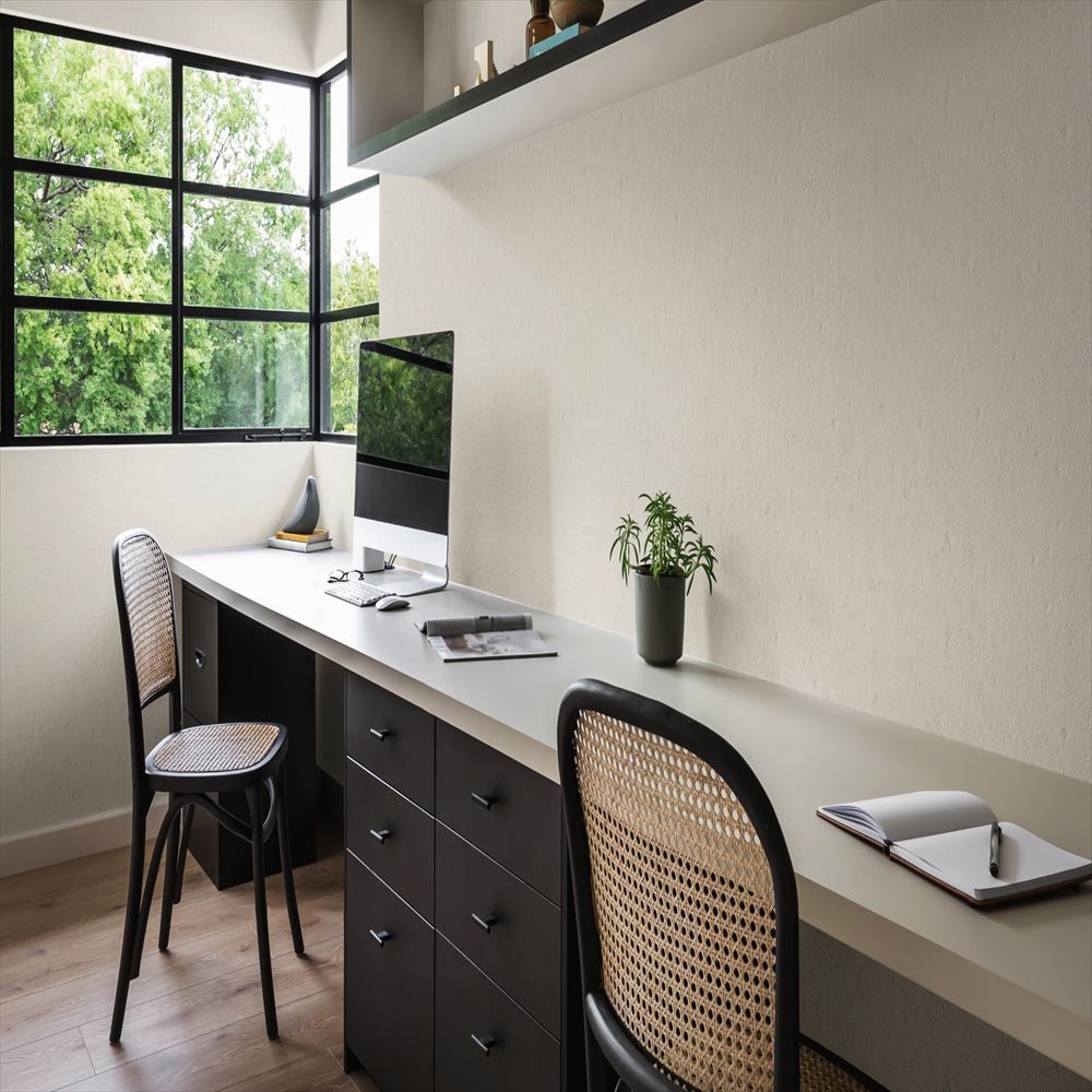 LL-6329 LV-2078 壁紙 のり付き クロス / リリカラ / ライト グレーの無地【15m+施工道具セット】