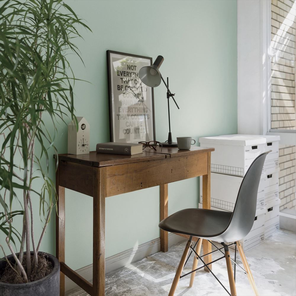 LL-6451 LV-2111 壁紙 のり付き クロス / リリカラ / ライト グリーンの無地【10m+施工道具セット】