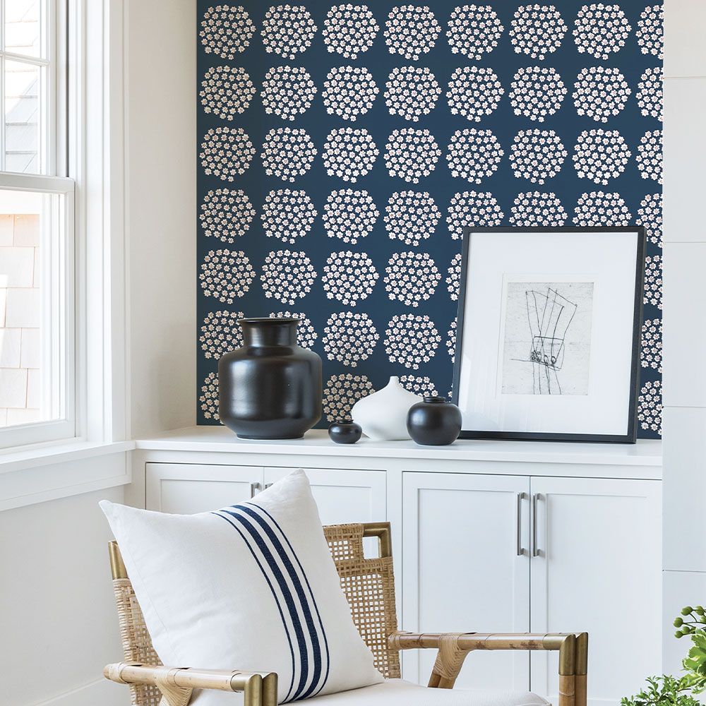 はがせる 壁紙 シール 「marimekko × NU WALLPAPER」Navy Puketti Peel and Stick Wallpaper / MKS4498