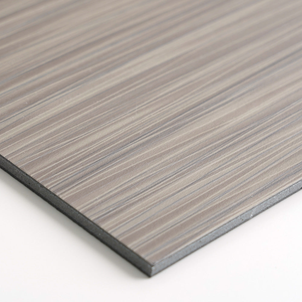 フロアタイルの質感