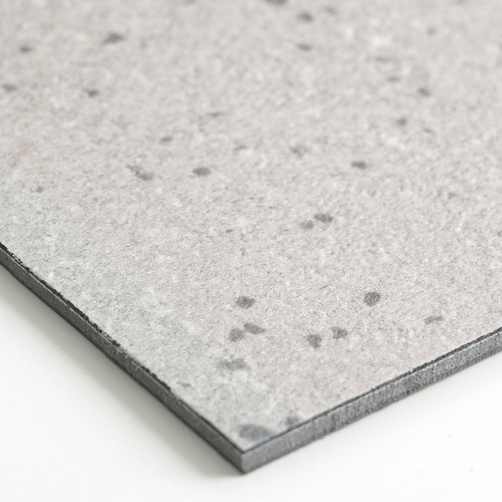 フロアタイルの質感