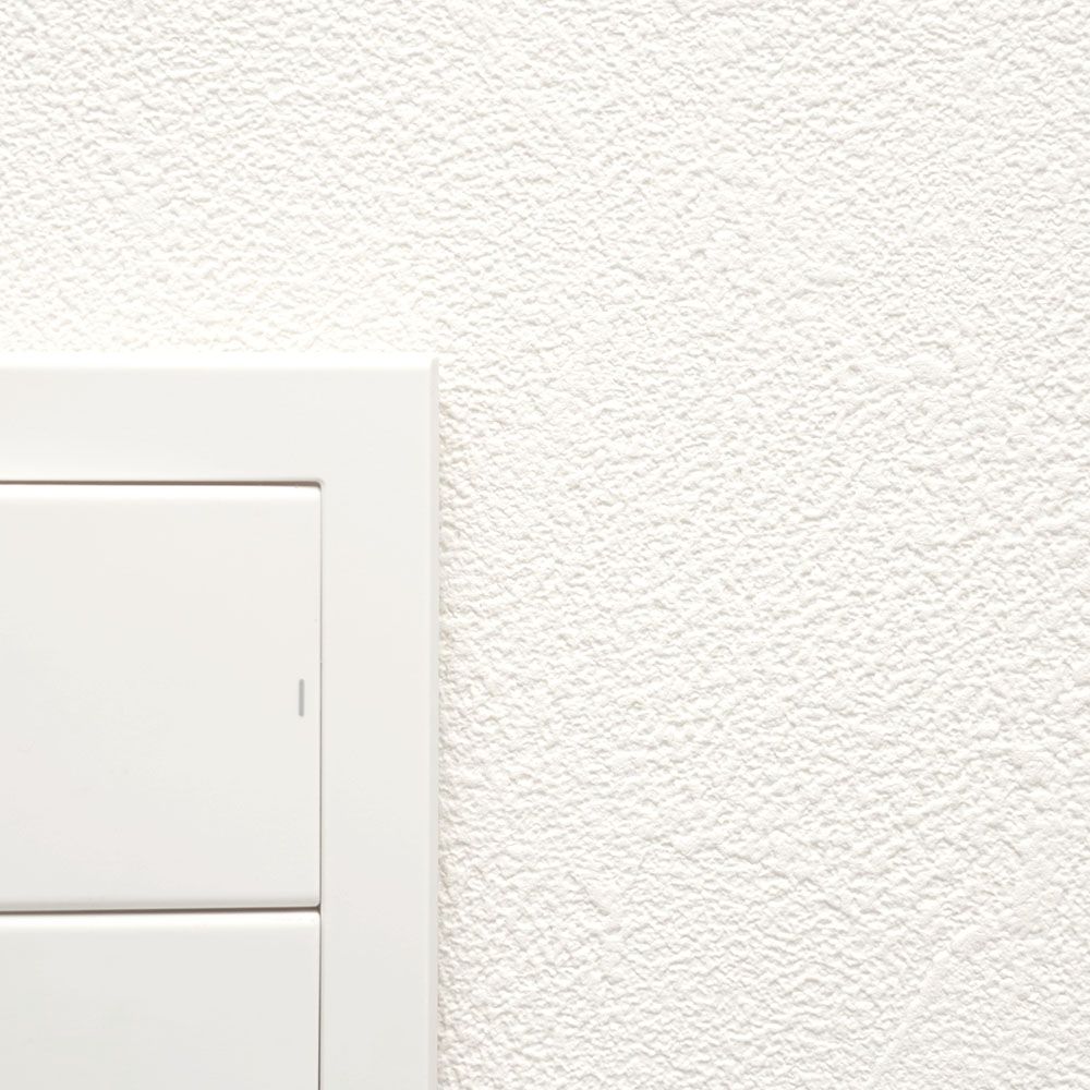 生のり付き【10mパック】お買い得 国産壁紙 クロス / サンゲツ / 白の塗り壁調 SP-2507