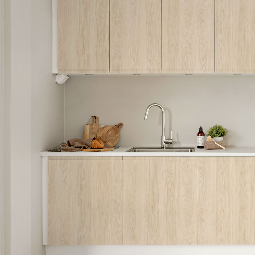 貼ってはがせる シール壁紙 「Hatte me! (ハッテミー)」 リメイクシート ウッド 板目  (65cm×1mサイズ)  TMAY-01 / アッシュイエロー/Light