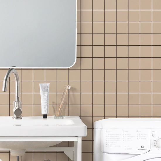 貼ってはがせる シール壁紙 「Hatte me! （ハッテミー）」 リメイクシート WALLN カラースクエアタイル （65cm×2.6mサイズ） CSQT-06 / ベージュ