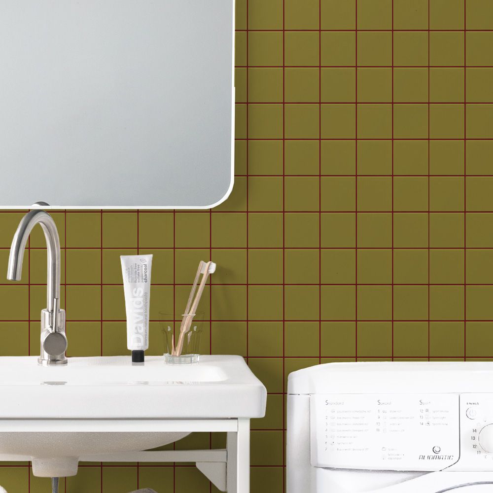 貼ってはがせる シール壁紙 「Hatte me! （ハッテミー）」 リメイクシート WALLN カラースクエアタイル （65cm×1mサイズ） CSQT-08 / オリーブ×ボルドー