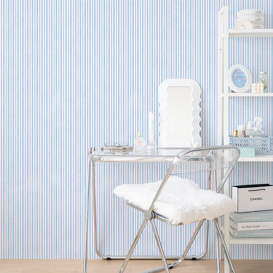 貼りやすいフリース壁紙 のりなしタイプ What's poppin? デイリーストライプ スカイラベンダー