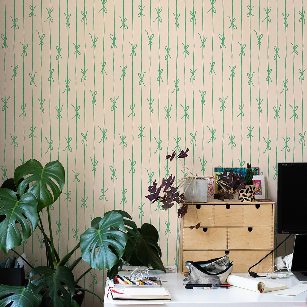 はがせる壁紙 のりなしタイプ What's poppin? リボンストライプ カラフル (49cm×2.5mサイズ) フレッシュミント