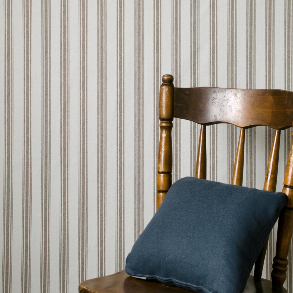 【在庫限り】 のり付き壁紙 サンゲツ×本舗オリジナル Harelu / linen / Wood Brown 15m巻 ZC4020